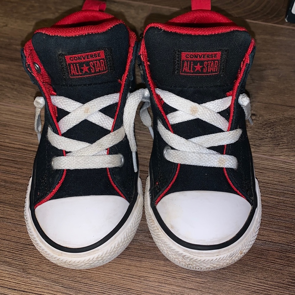 Toddler boys converse size 9
